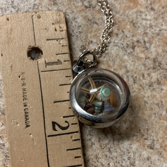 Sterling Silver Necklace with Sea Shell Pendent - Picture 5 of 5